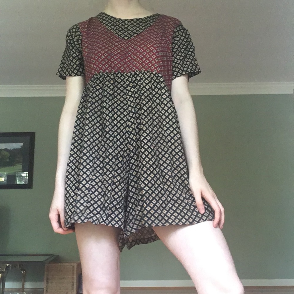 Vintage printed romper/dress black and red